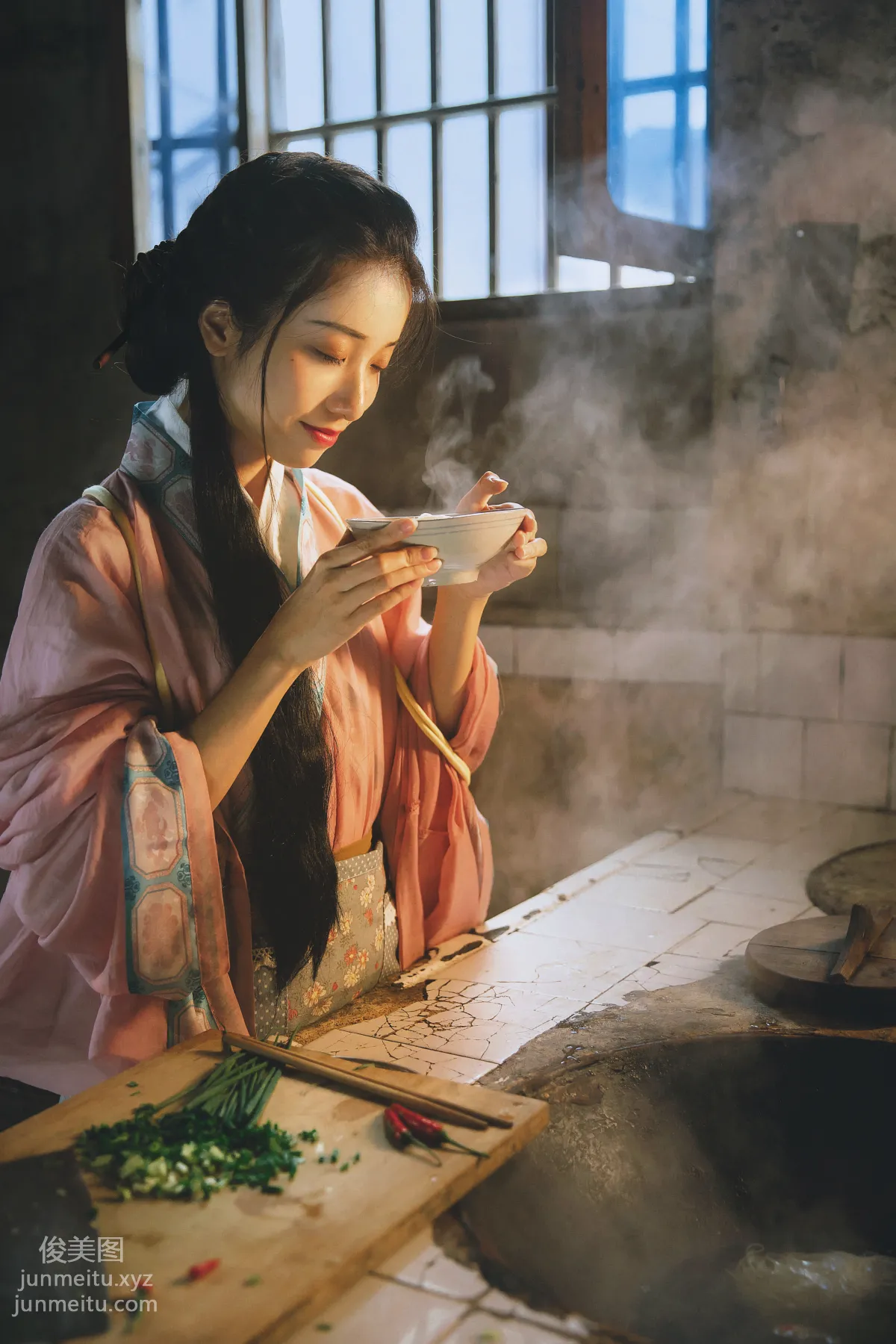 [YiTuYu] 2022.01.10 Plain Clothes and Simple Meals, Content for Life, Xiao Qinghan photo 23