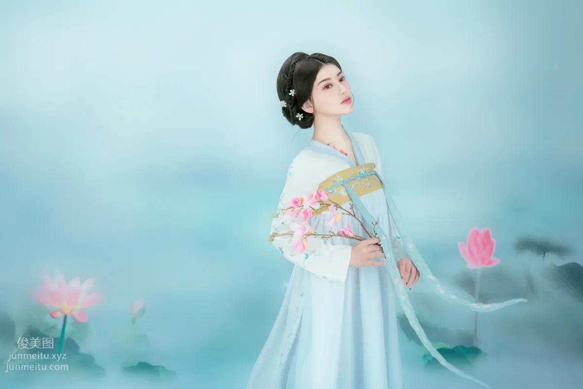 Qin Bao: YiTuYu photo 2