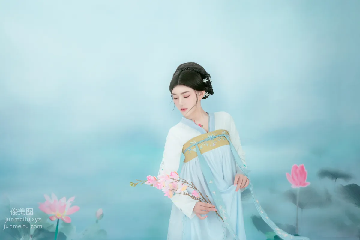 Qin Bao: YiTuYu photo 3
