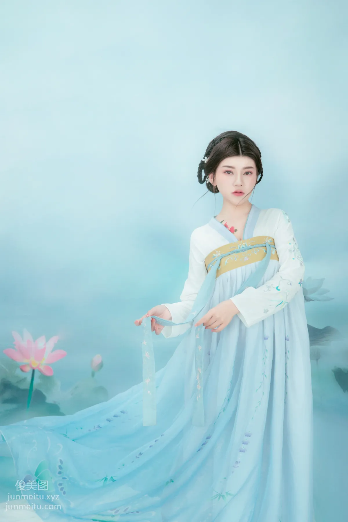 Qin Bao: YiTuYu photo 9