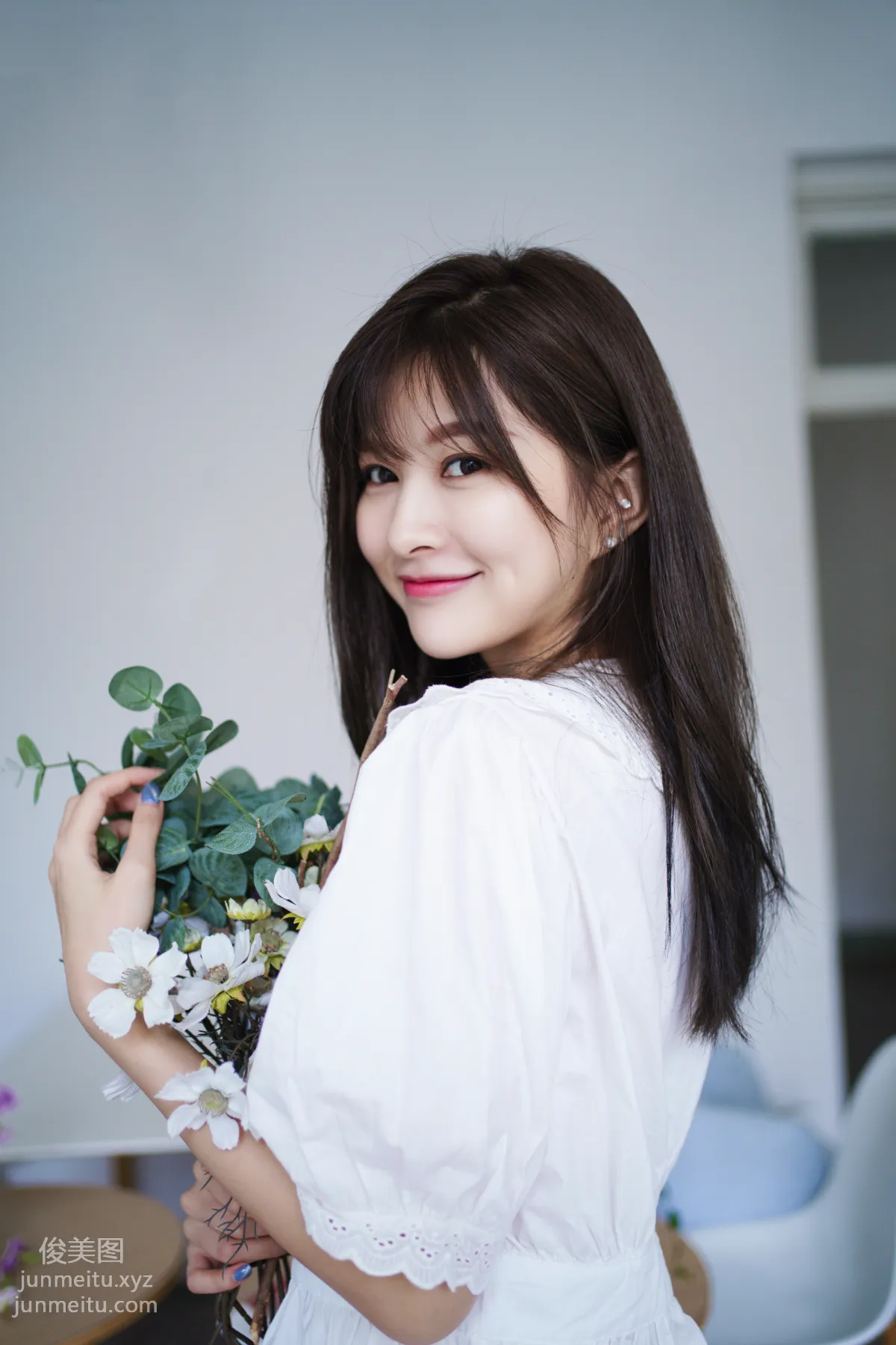 Lv Chen: YiTuYu photo 5