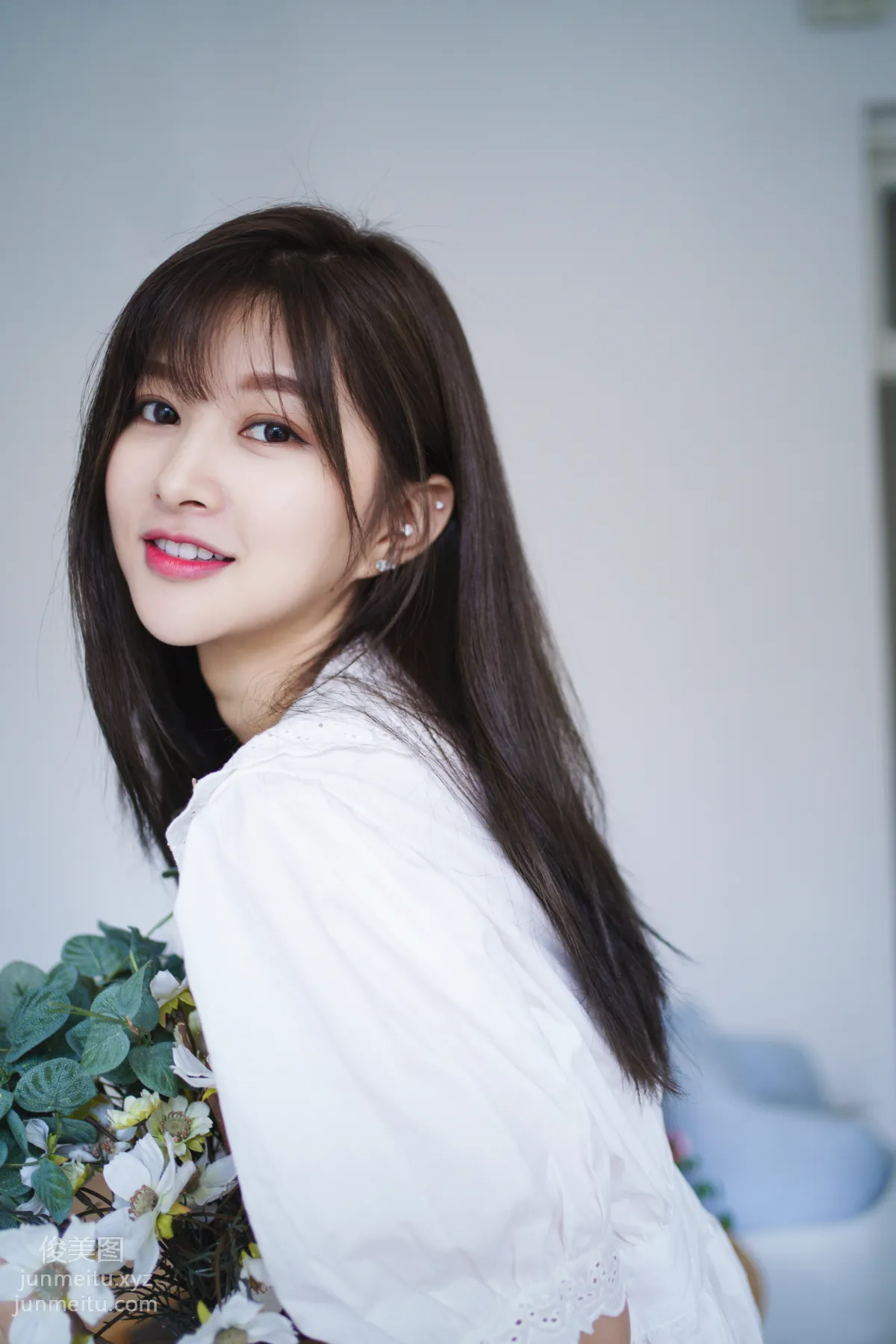 Lv Chen: YiTuYu photo 6