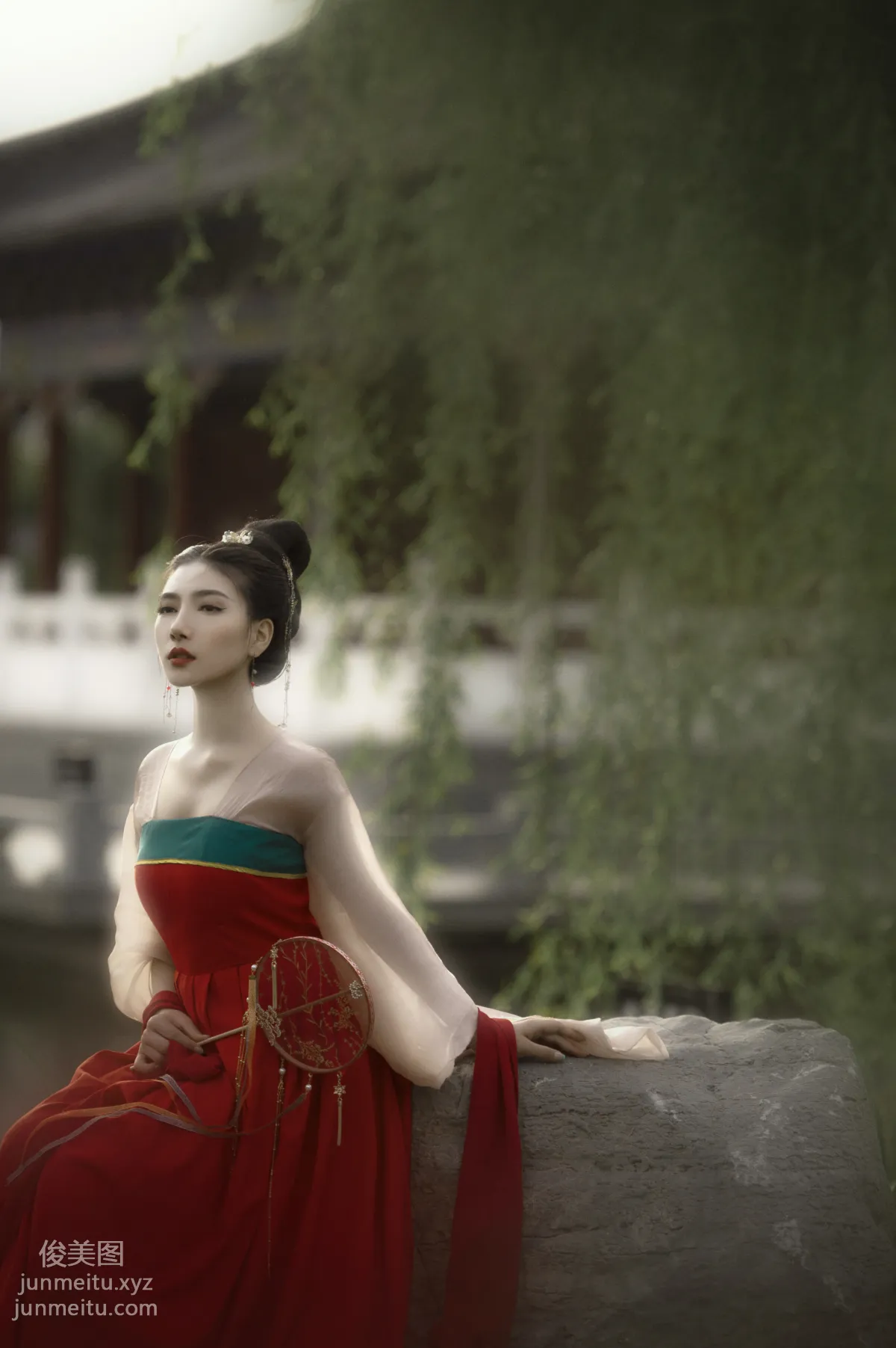 Wei Bao: YiTuYu photo 2