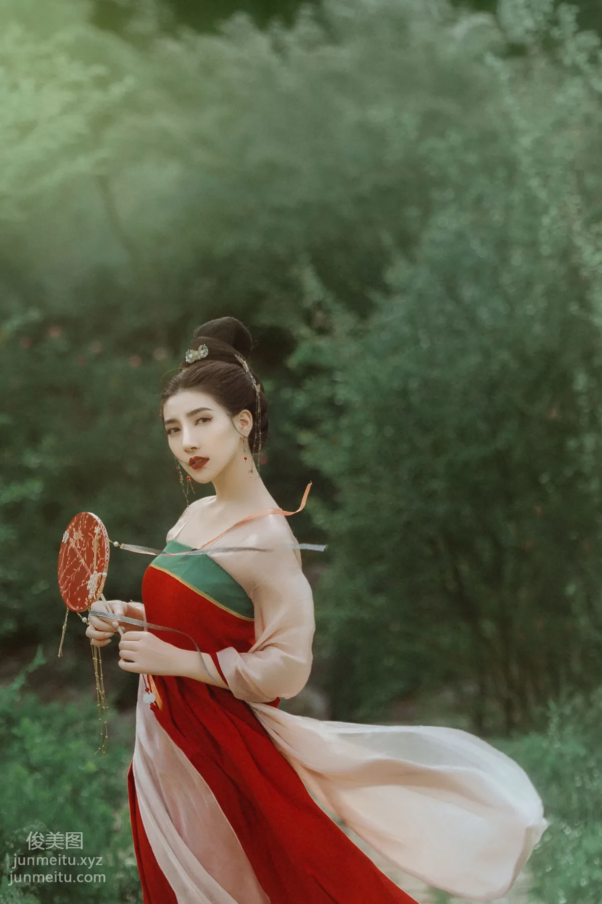 Wei Bao: YiTuYu photo 15