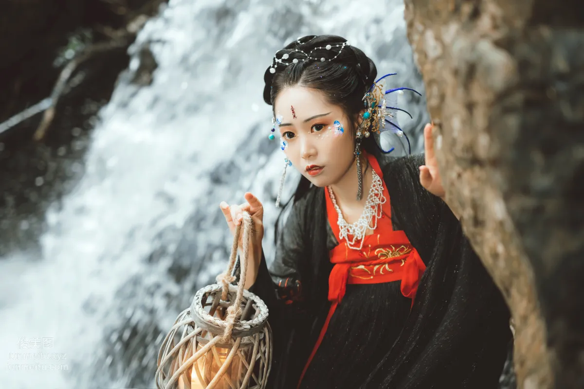 Lan Yuan: YiTuYu photo 3