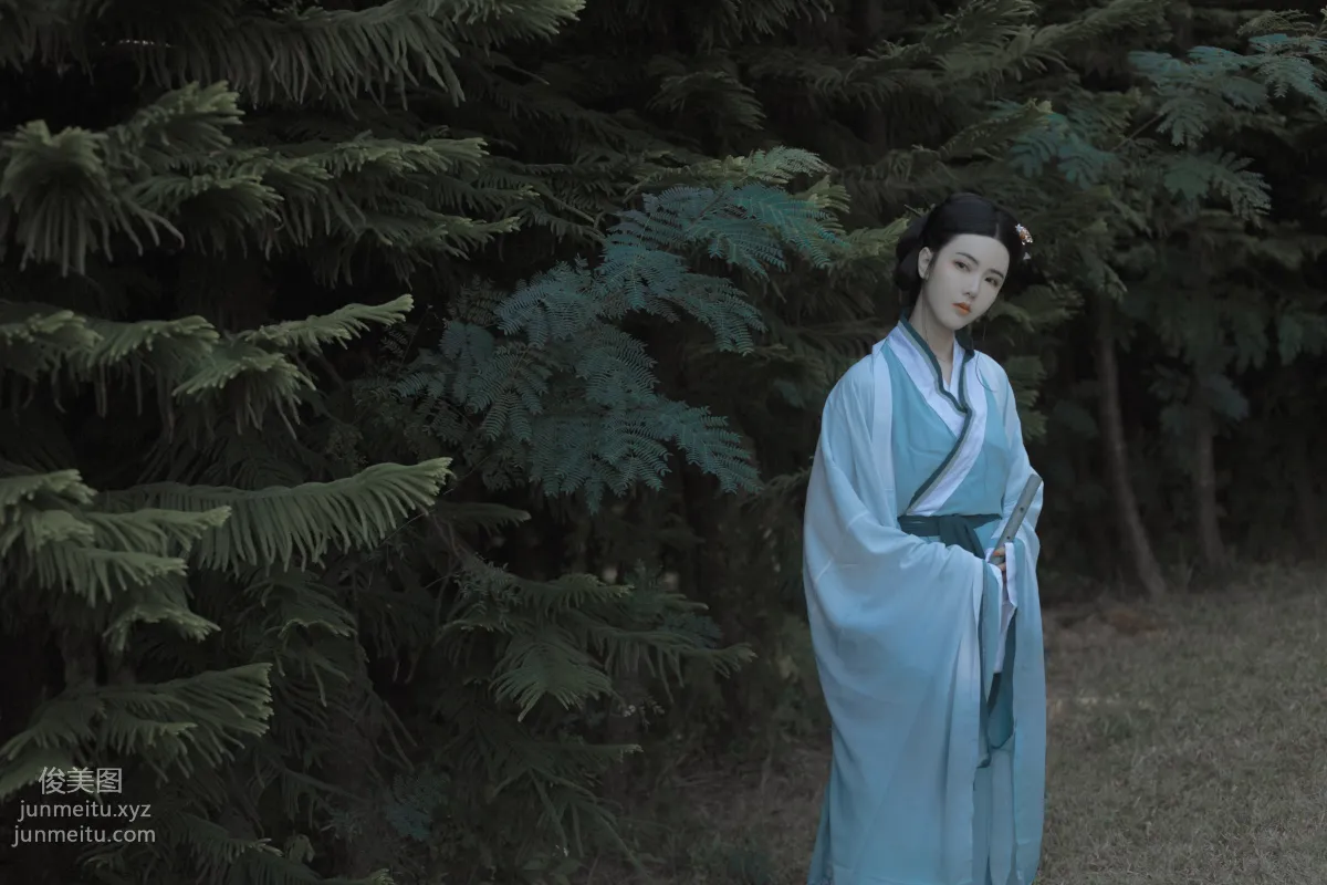 [YiTuYu] 2022.01.14 Autumn Evening in the Mountains San Zhongzi photo 6