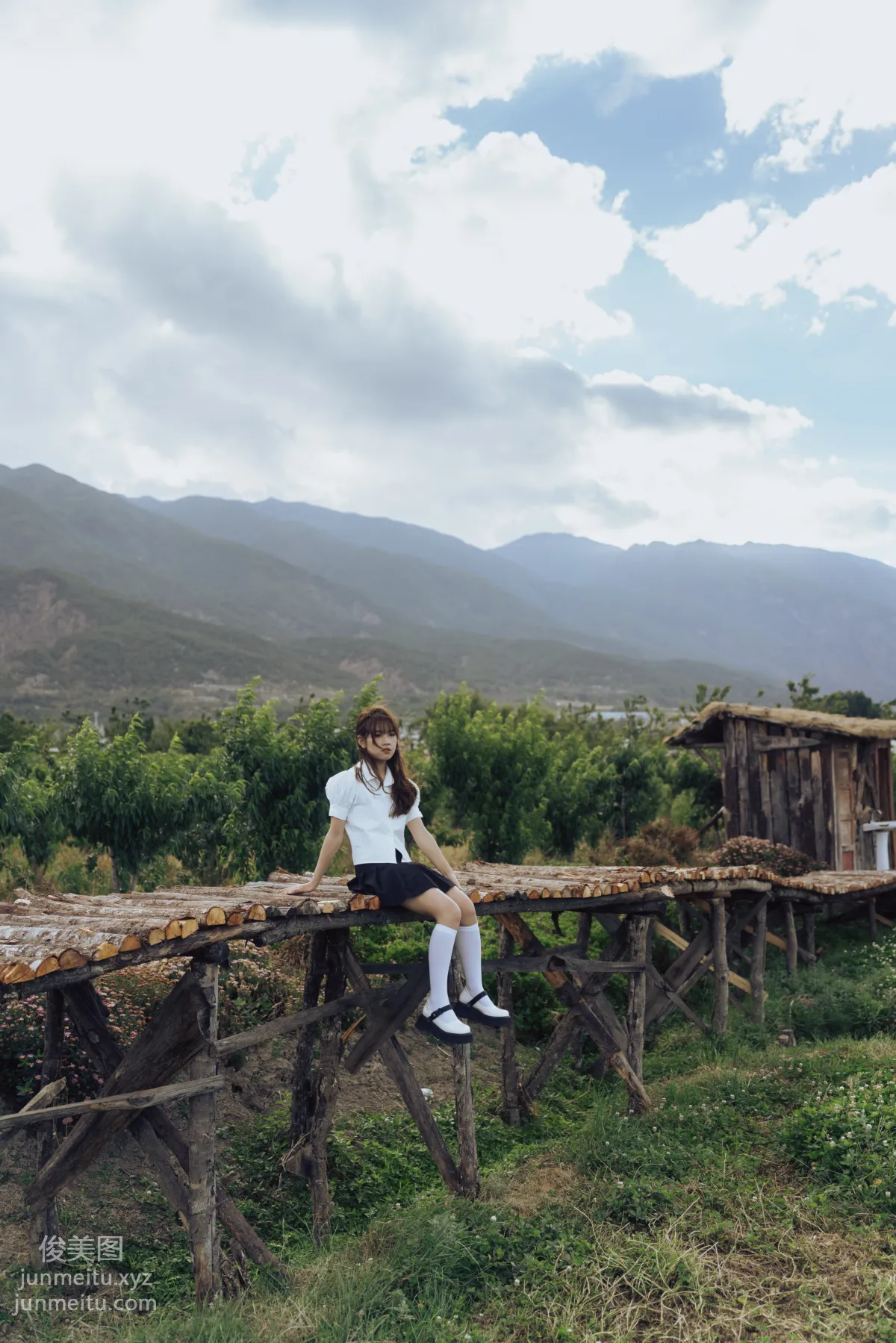 [YiTuYu] 2022.01.15 Minibus Takes Me Home Luo Zhi_ photo 13