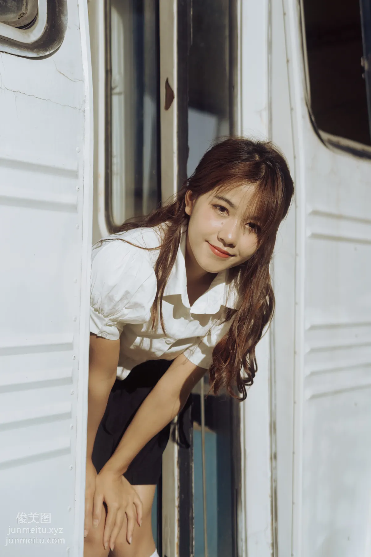 [YiTuYu] 2022.01.15 Minibus Takes Me Home Luo Zhi_ photo 20
