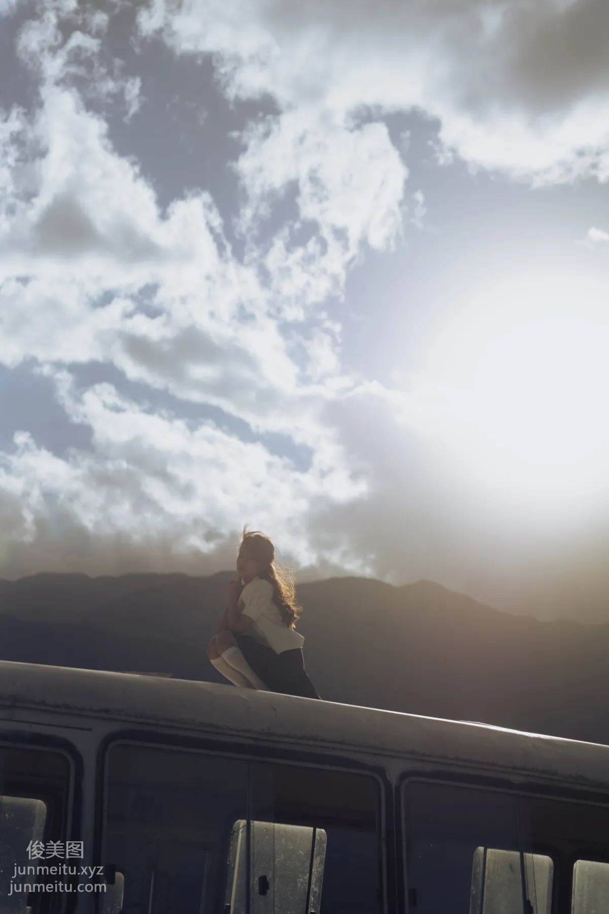 [YiTuYu] 2022.01.15 Minibus Takes Me Home Luo Zhi_ photo 25