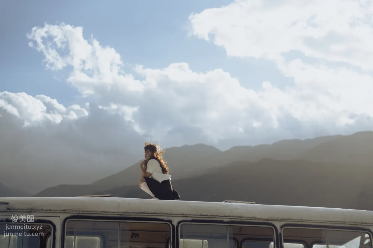 [YiTuYu] 2022.01.15 Minibus Takes Me Home Luo Zhi_ photo 26