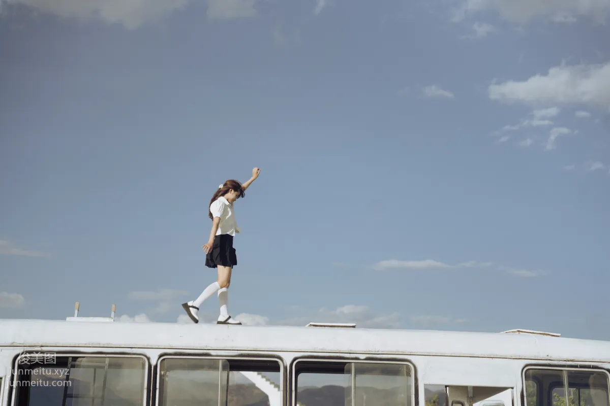 [YiTuYu] 2022.01.15 Minibus Takes Me Home Luo Zhi_ photo 32