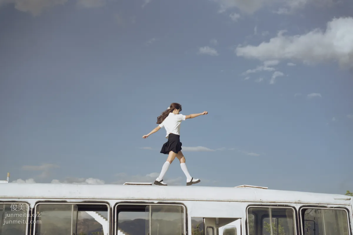 [YiTuYu] 2022.01.15 Minibus Takes Me Home Luo Zhi_ photo 33