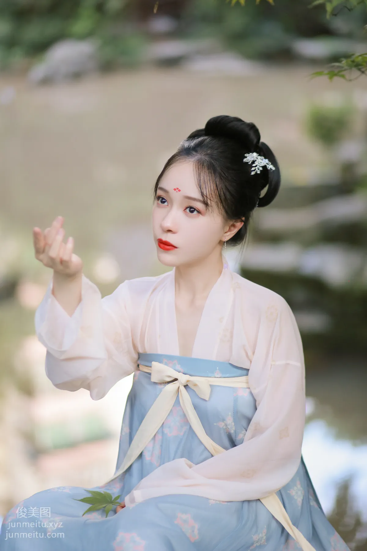 [YiTuYu] 2022.01.18 Butterfly in Love with Flowers Huaze Ruanruan [+1P/MB] photo 5