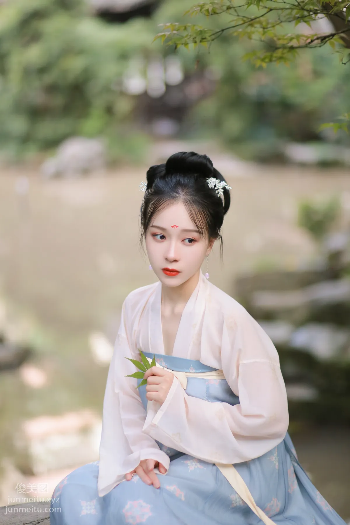 [YiTuYu] 2022.01.18 Butterfly in Love with Flowers Huaze Ruanruan [+1P/MB] photo 8