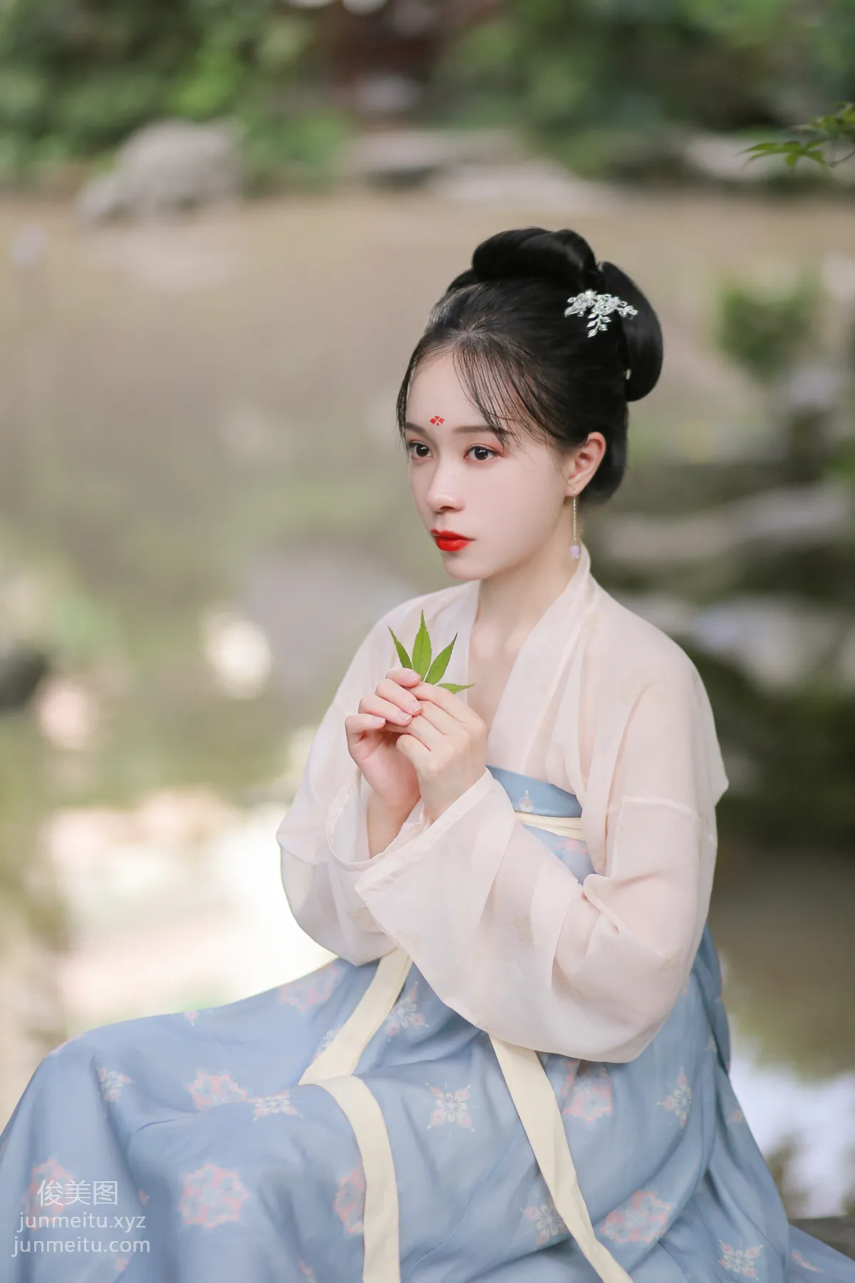 [YiTuYu] 2022.01.18 Butterfly in Love with Flowers Huaze Ruanruan [+1P/MB] photo 10