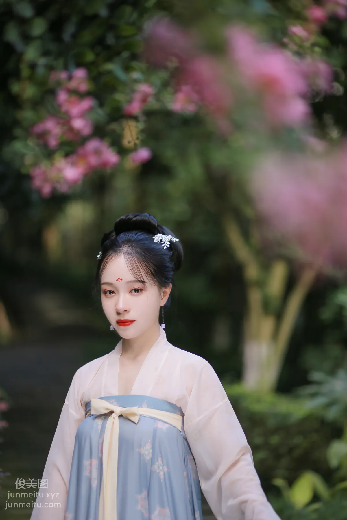 [YiTuYu] 2022.01.18 Butterfly in Love with Flowers Huaze Ruanruan [+1P/MB] photo 20