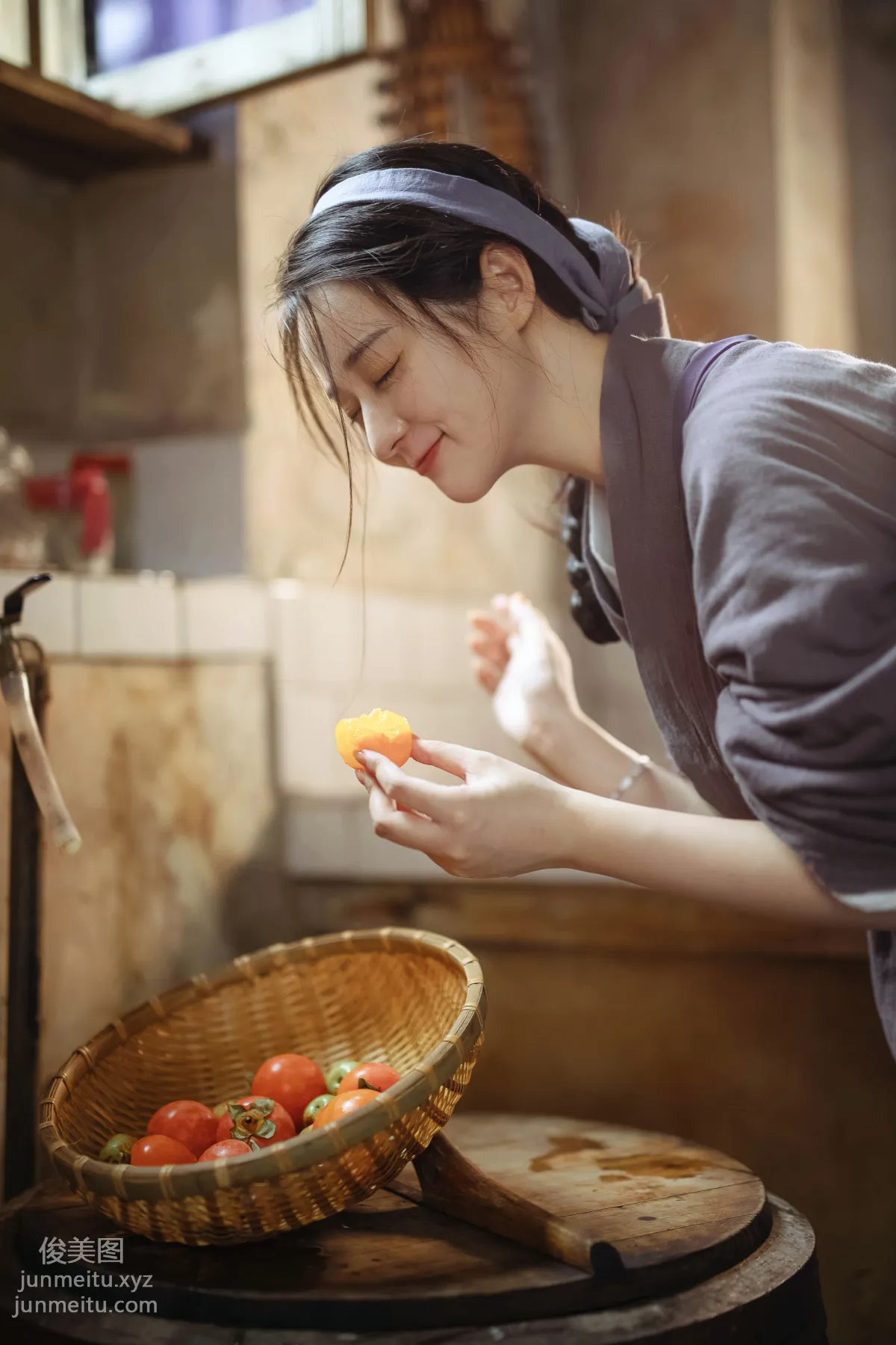 shakira: YiTuYu photo 19