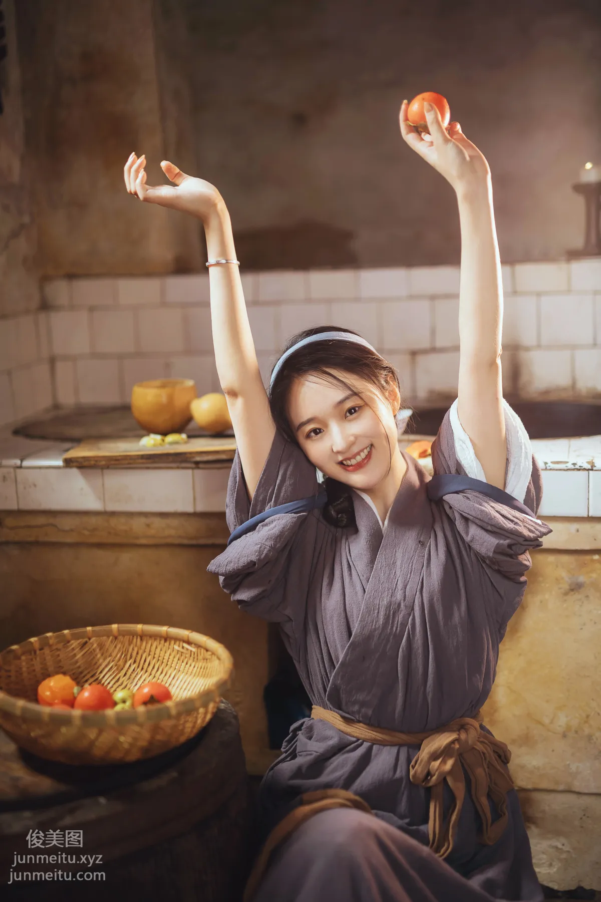 shakira: YiTuYu photo 20