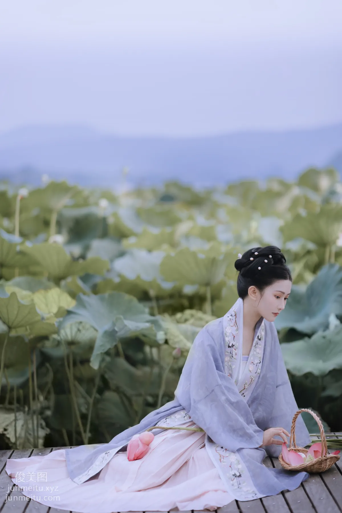 Bing Bing: YiTuYu photo 2