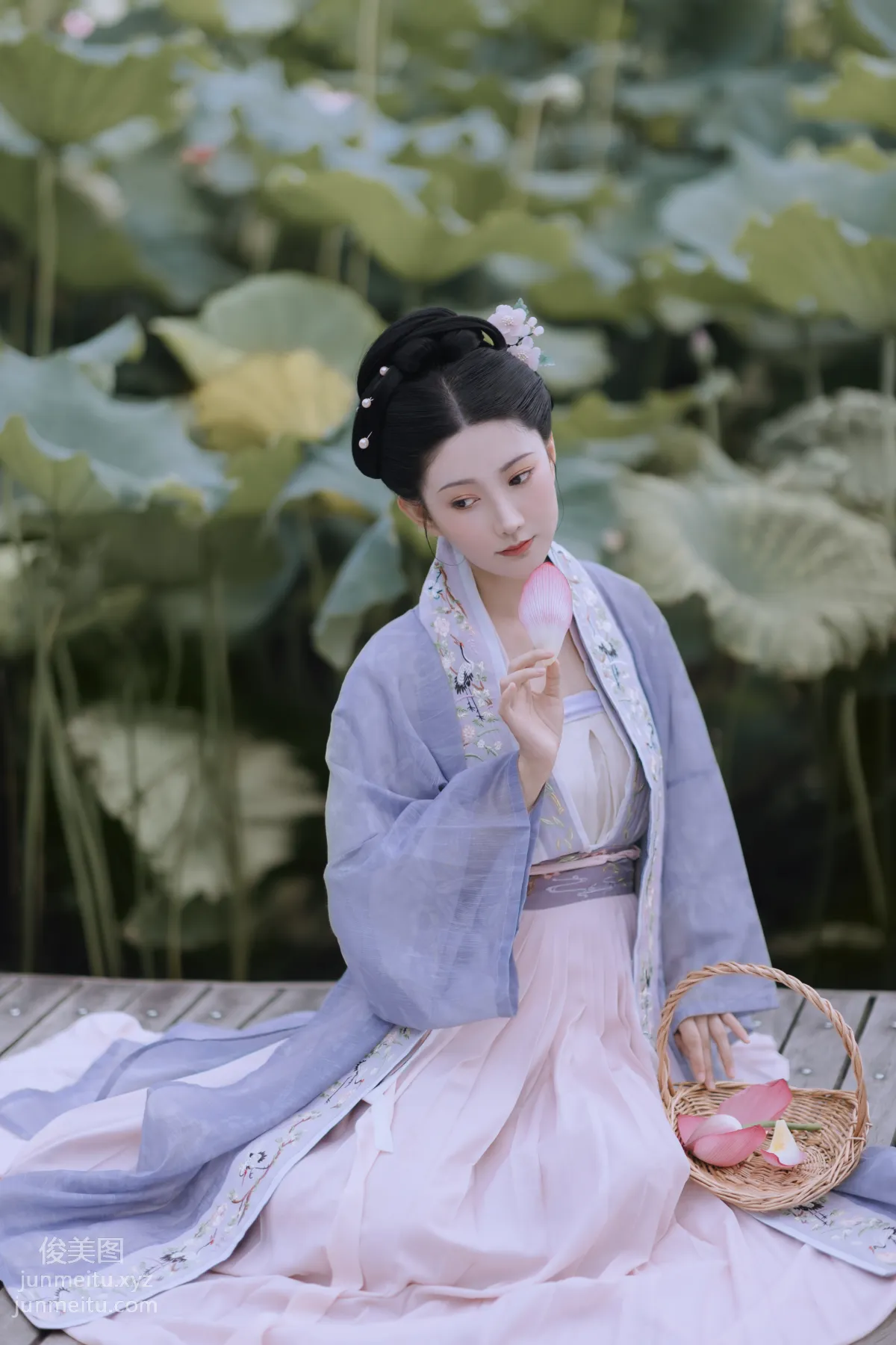 Bing Bing: YiTuYu photo 10