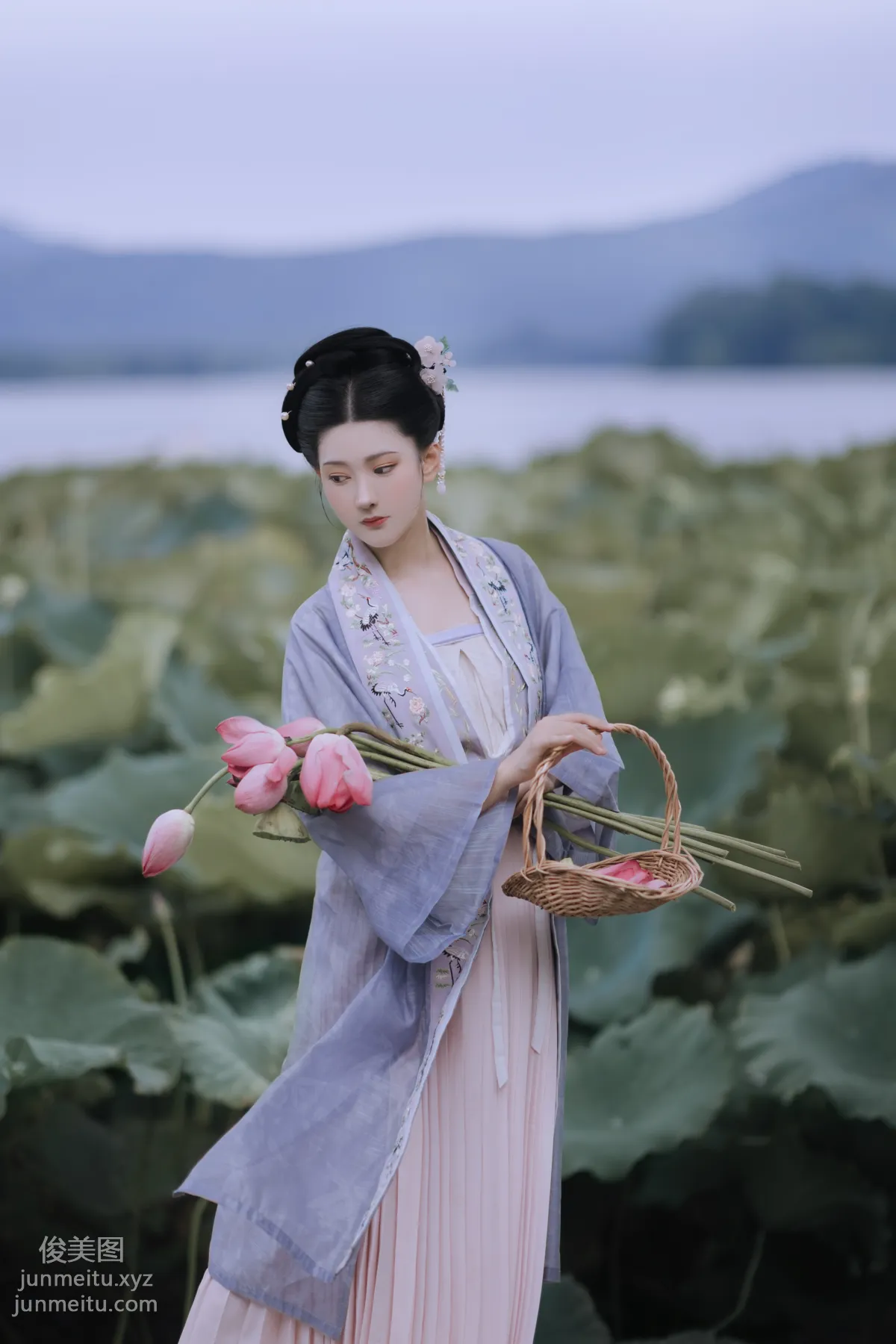 Bing Bing: YiTuYu photo 11