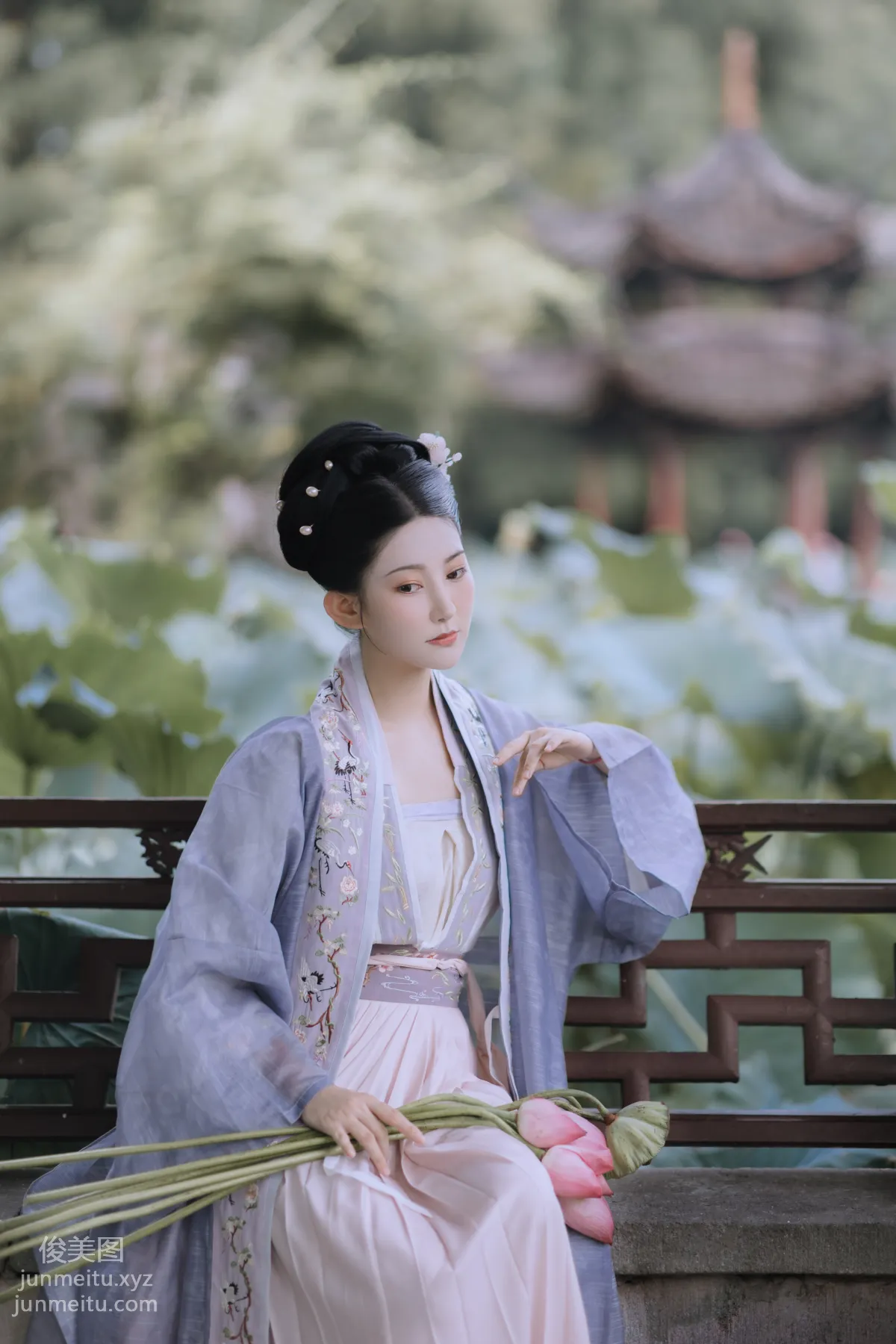Bing Bing: YiTuYu photo 17