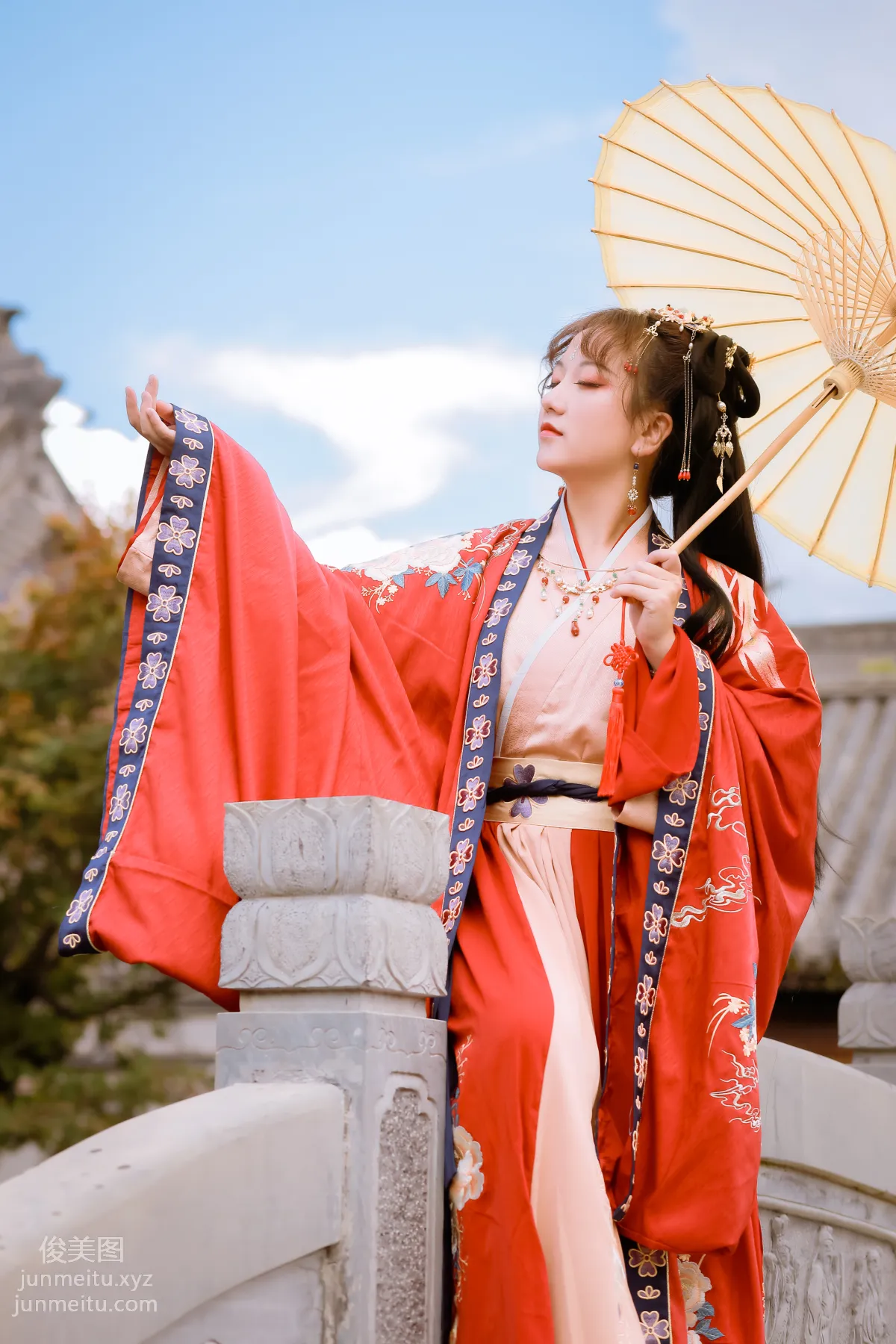 Xi Xi: YiTuYu photo 17