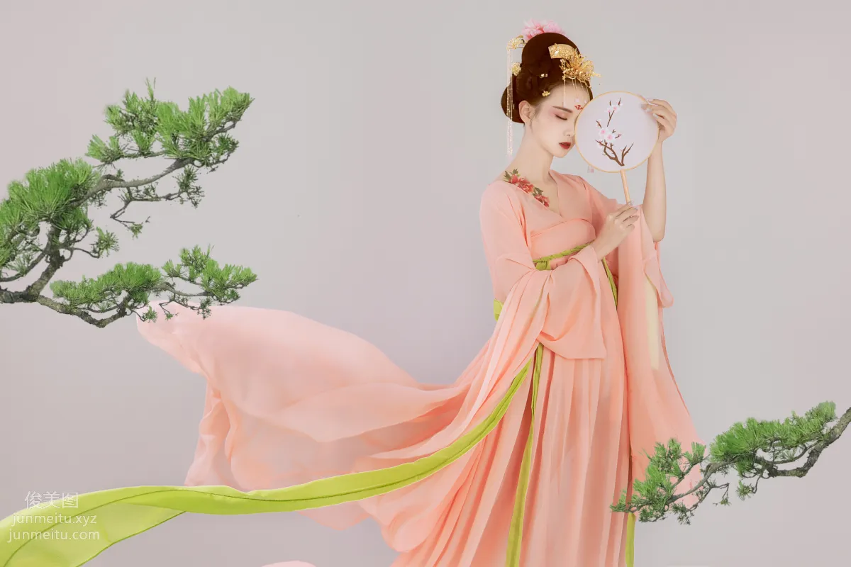 Xin Bao: YiTuYu photo 3