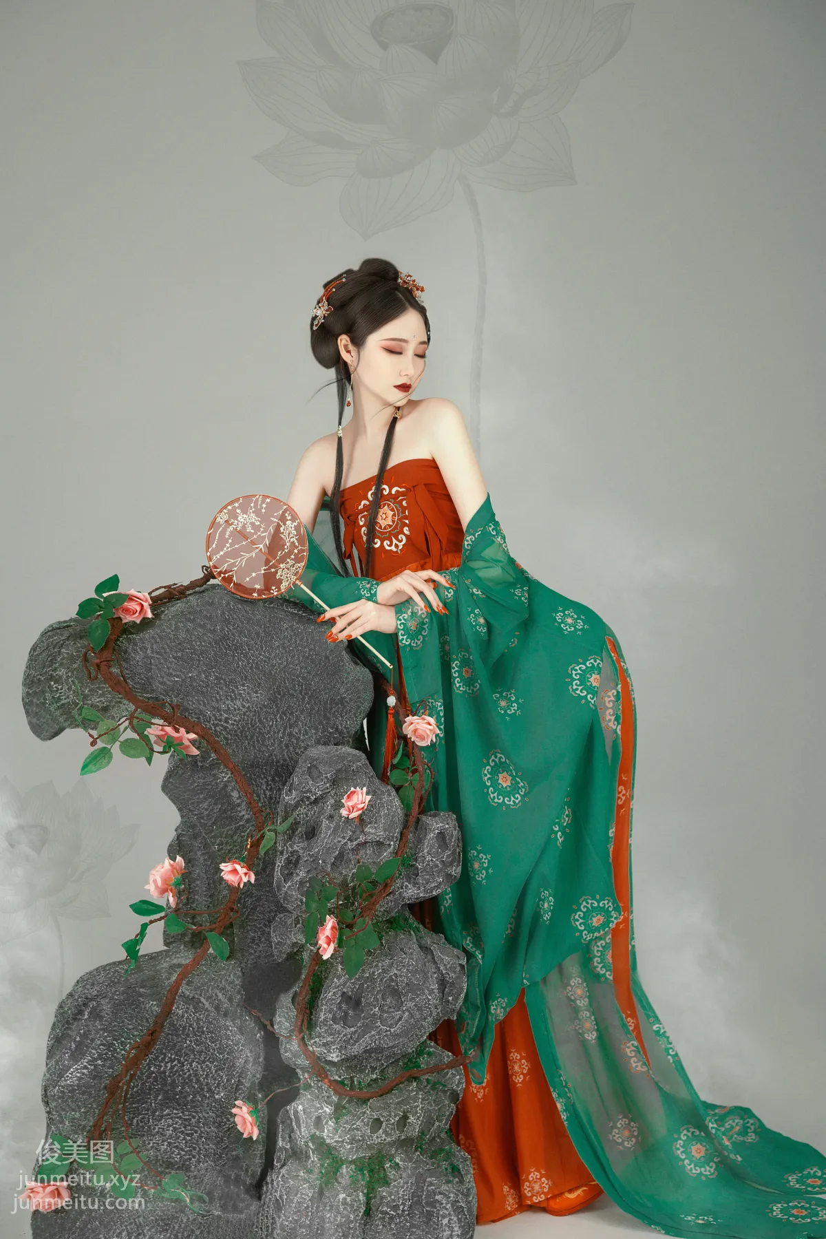Na Bao: YiTuYu photo 22