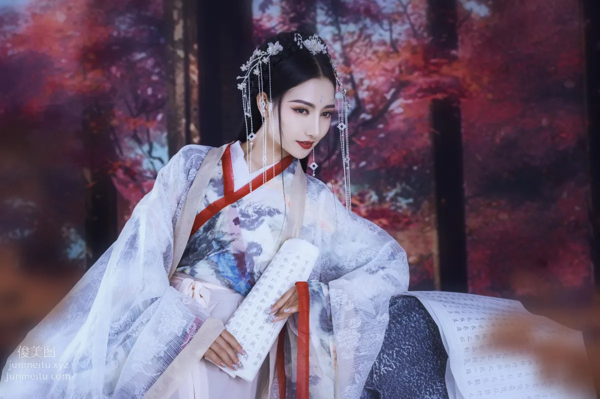 Wei Bao: YiTuYu photo 11