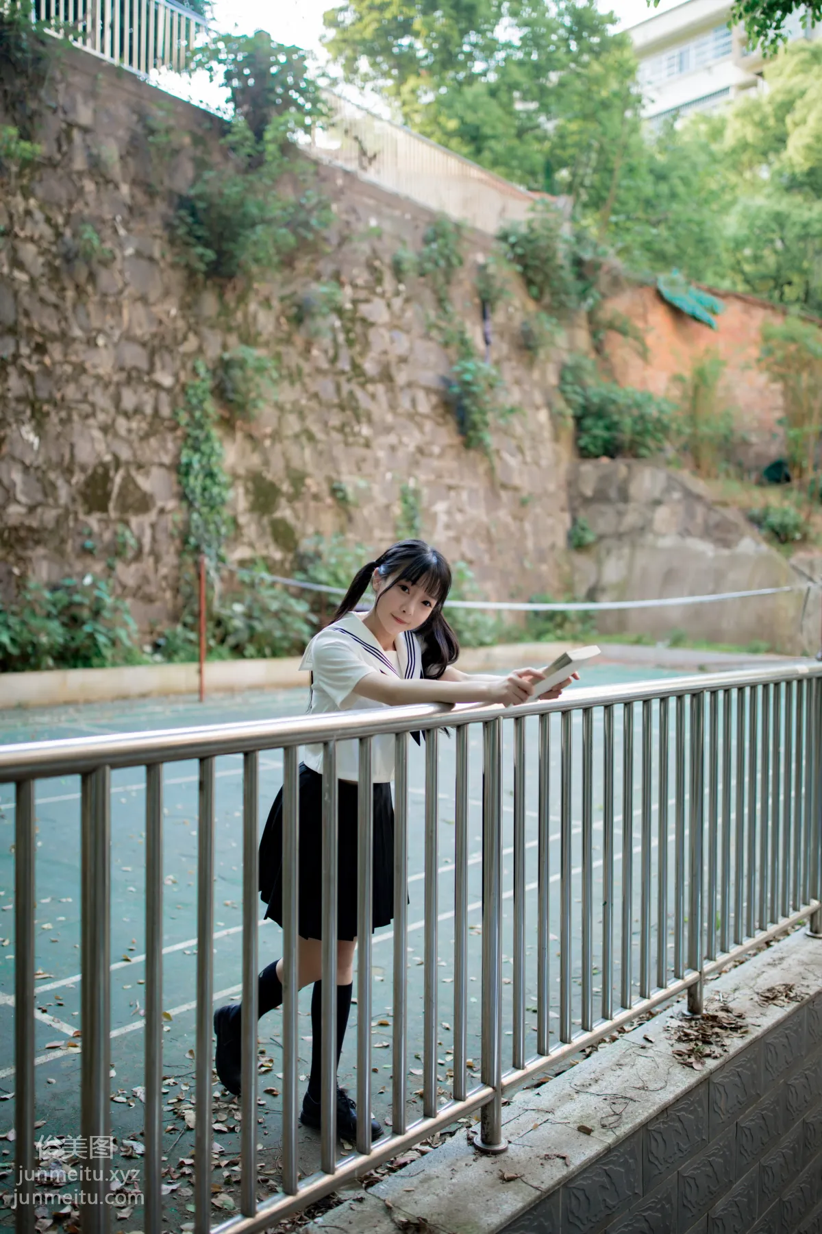 Xin Xin: YiTuYu photo 5