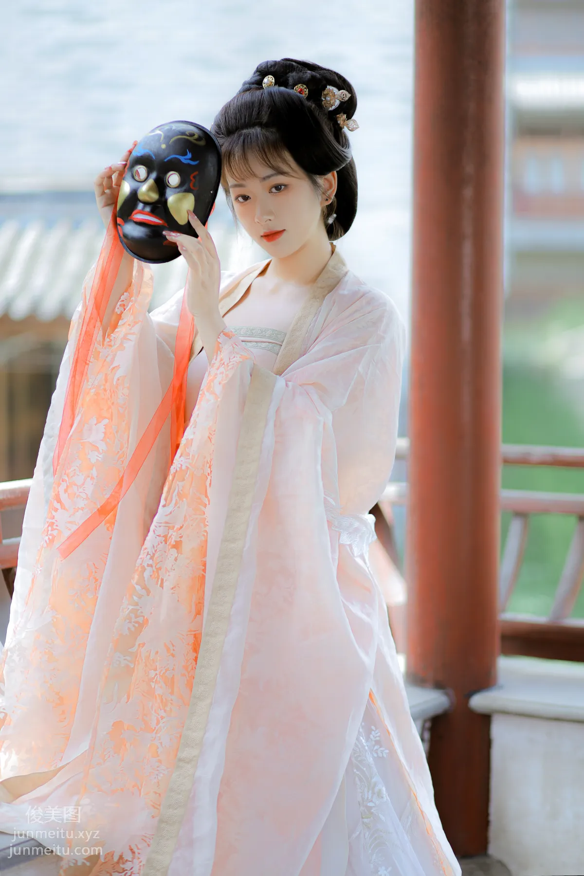 Lizi Riz: YiTuYu photo 11
