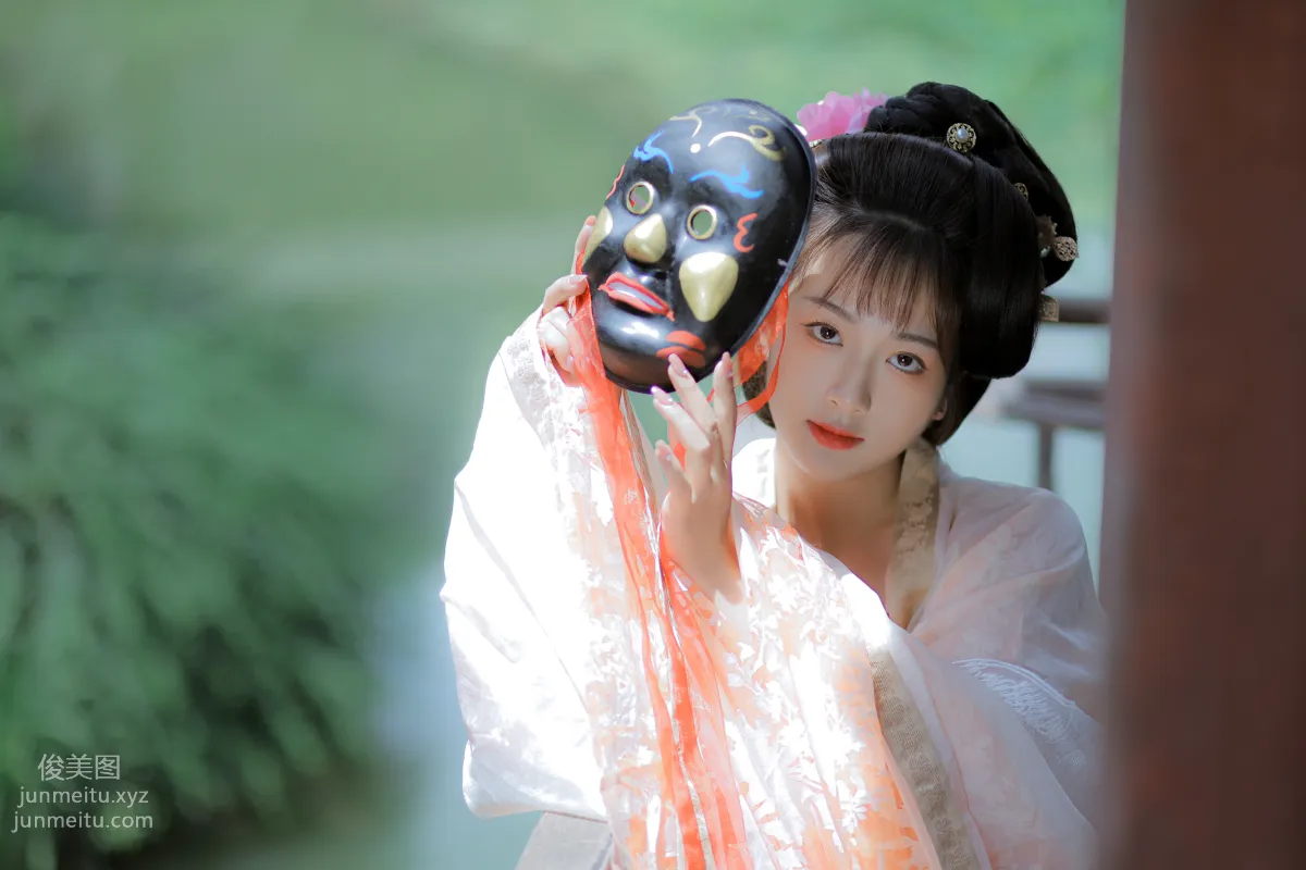 Lizi Riz: YiTuYu photo 12