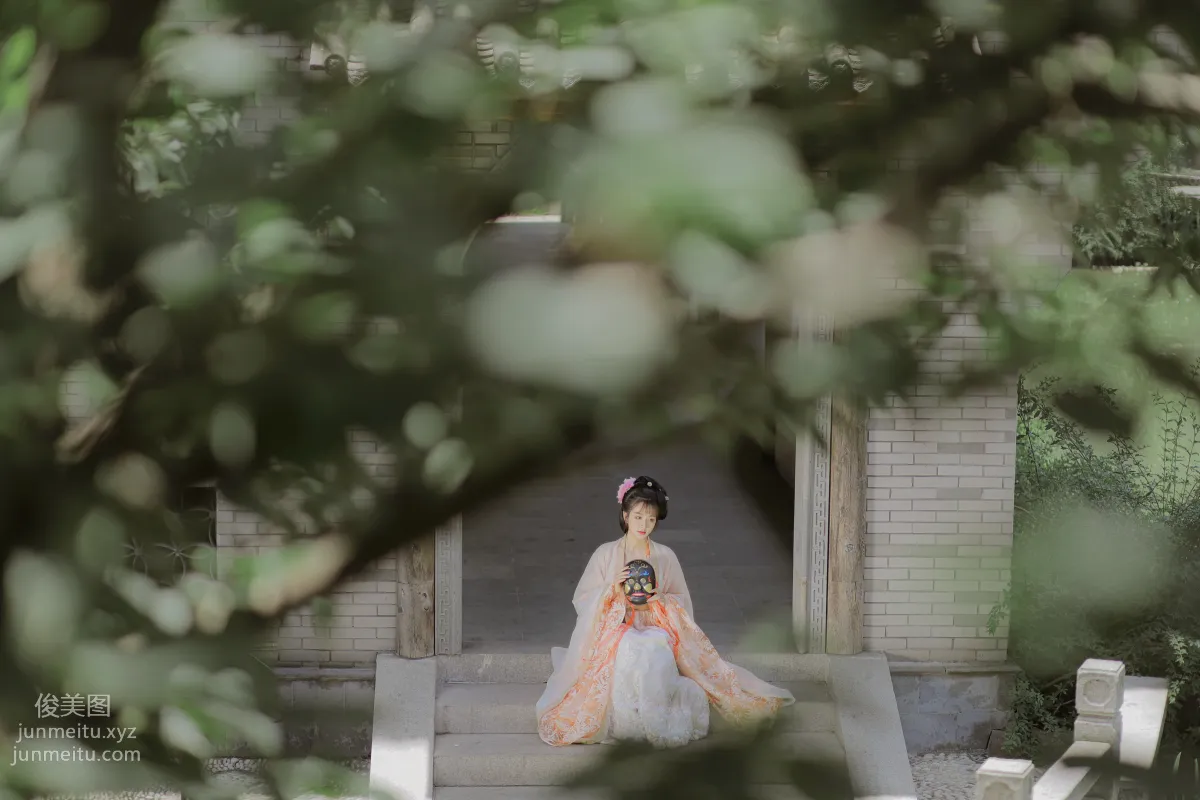 Lizi Riz: YiTuYu photo 15