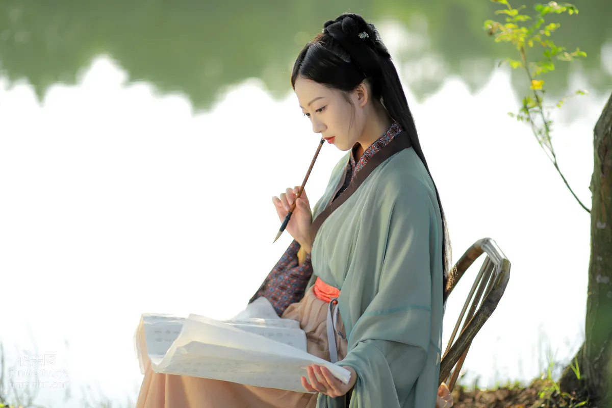Xin Yi: YiTuYu photo 9