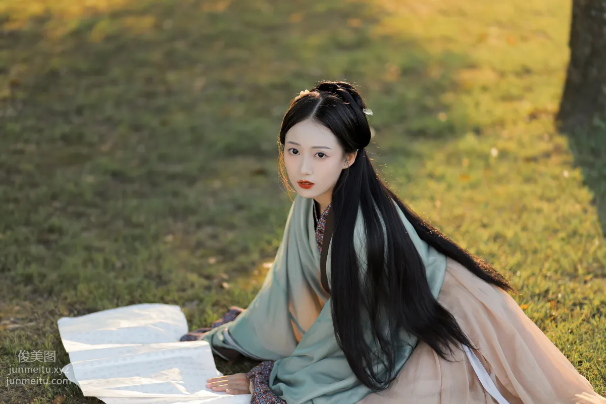 Xin Yi: YiTuYu photo 14