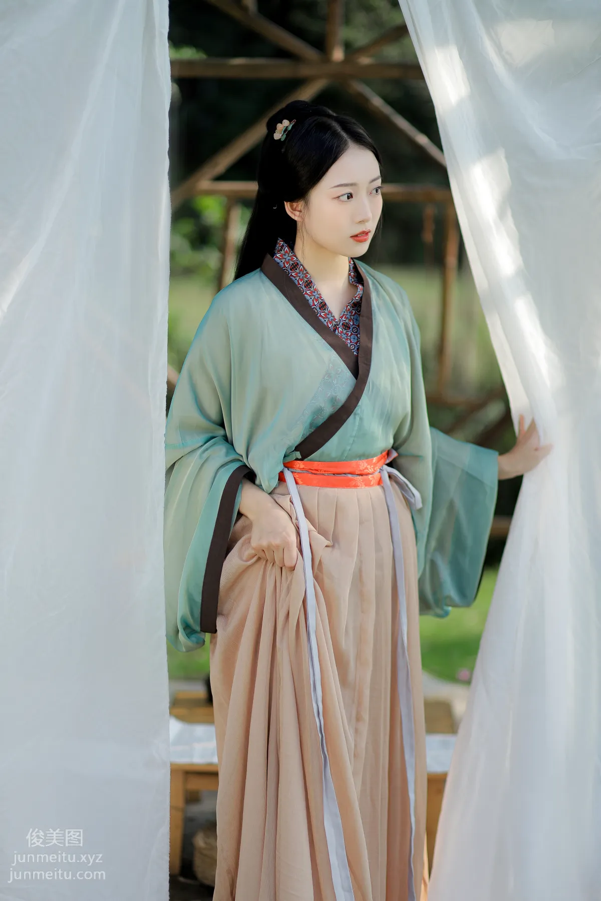 Xin Yi: YiTuYu photo 20