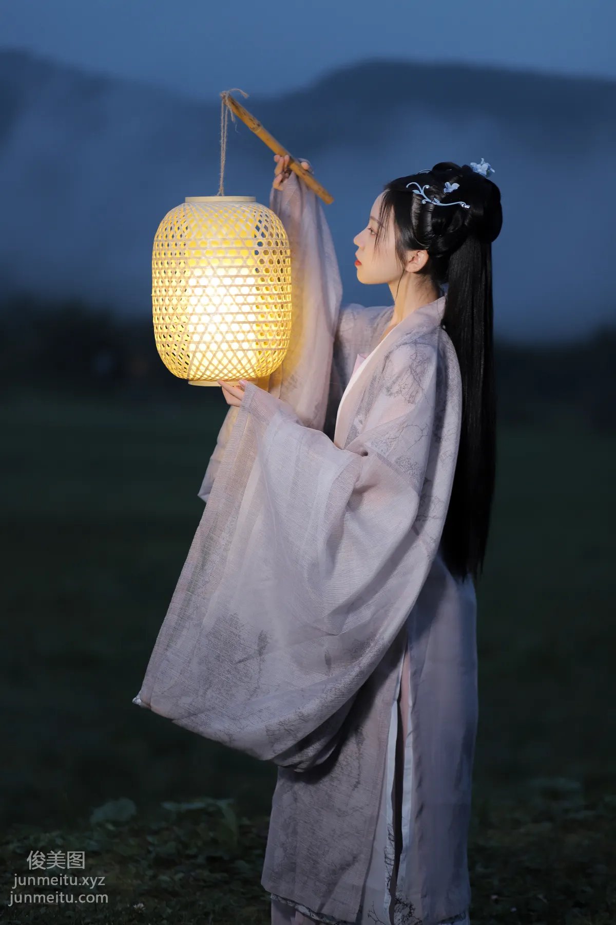 [YiTuYu] 2022.02.05 Lantern Lights the Rivers and Mountains Yifang Yiren yi photo 21