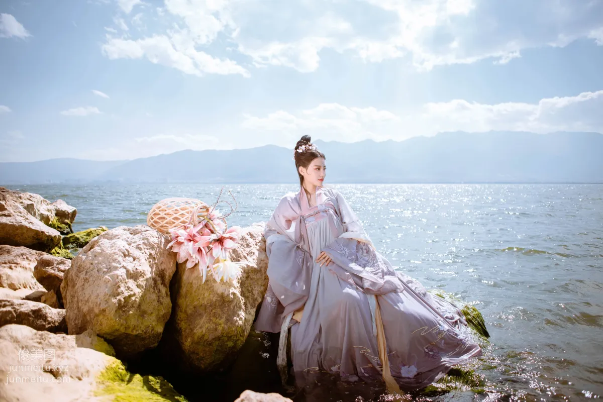 Ting Ting: YiTuYu photo 7