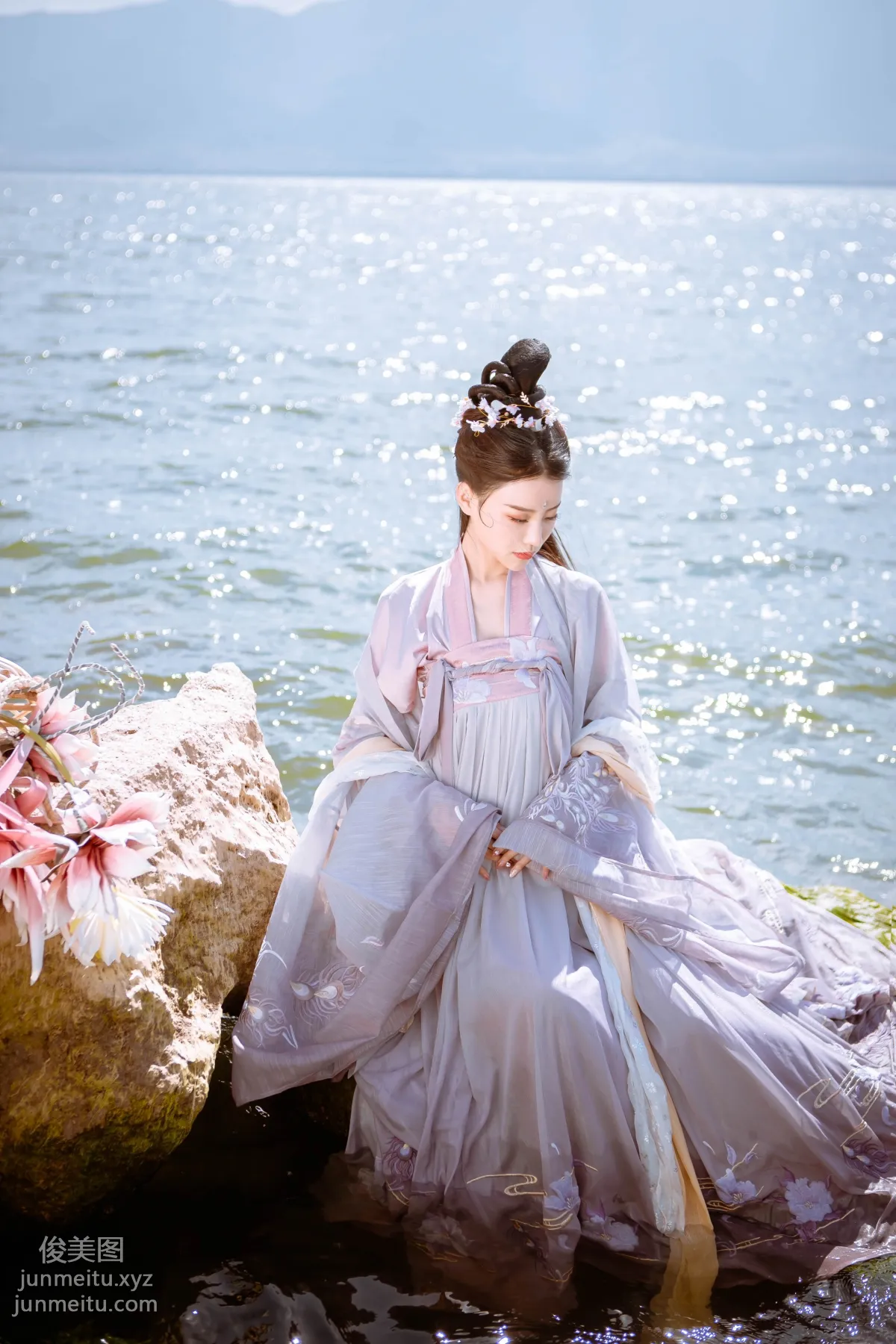 Ting Ting: YiTuYu photo 11