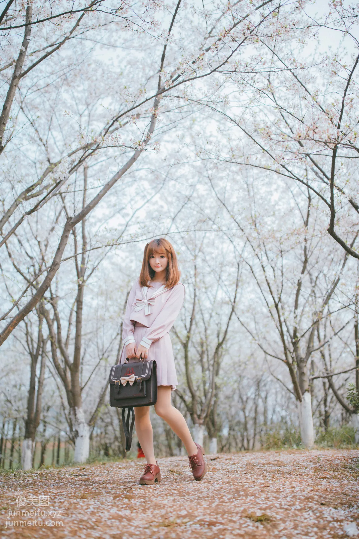 Liu Yuqi: YiTuYu photo 14