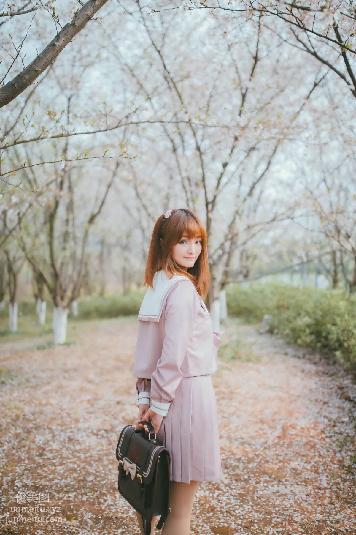 Liu Yuqi: YiTuYu photo 16
