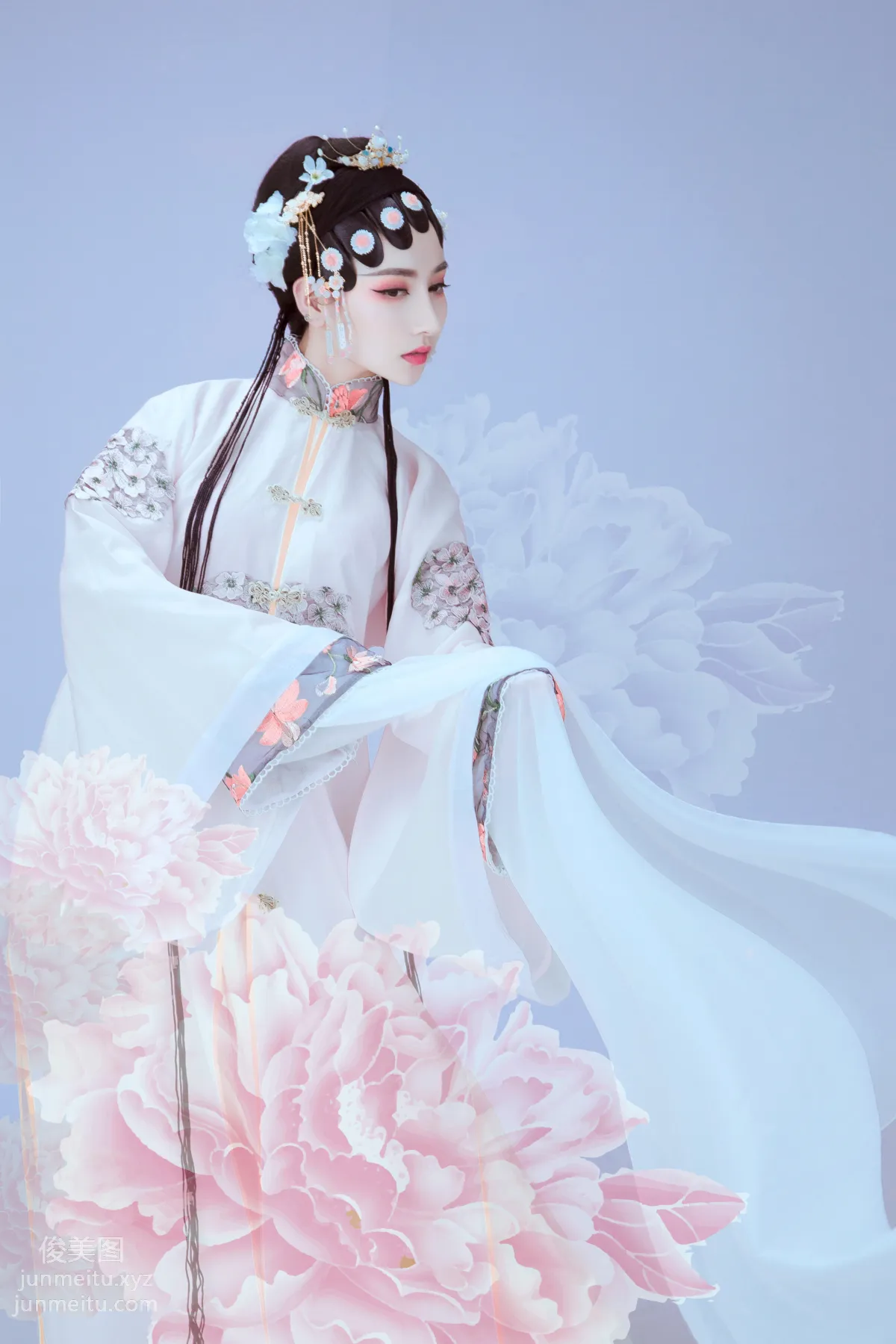 Wei Bao: YiTuYu photo 2