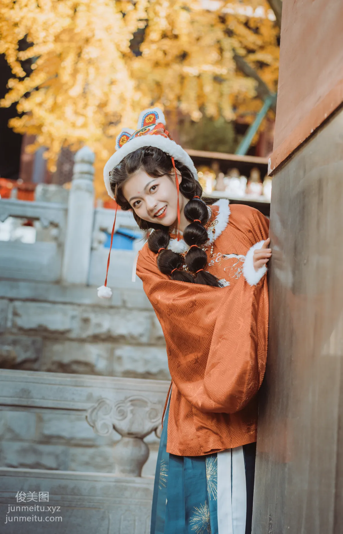 Ye Zi: YiTuYu photo 21