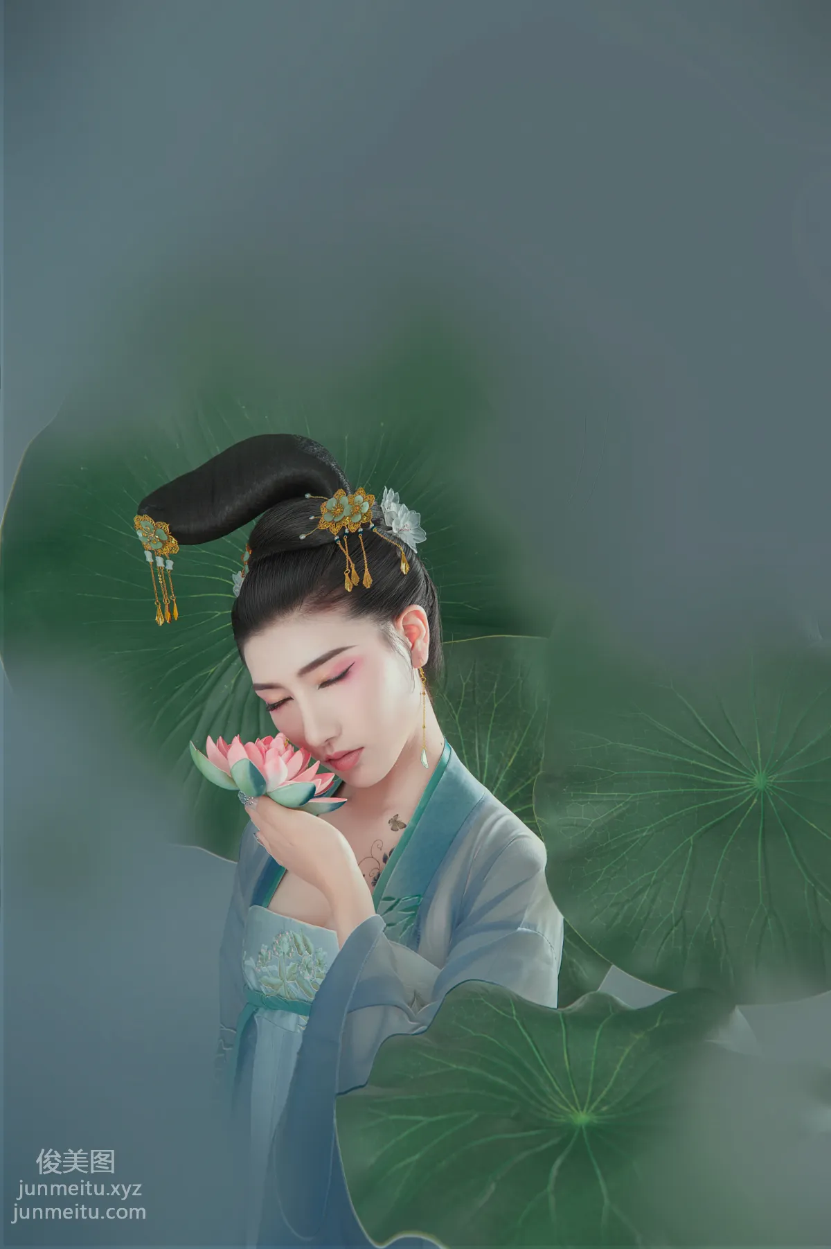 Wei Bao: YiTuYu photo 2