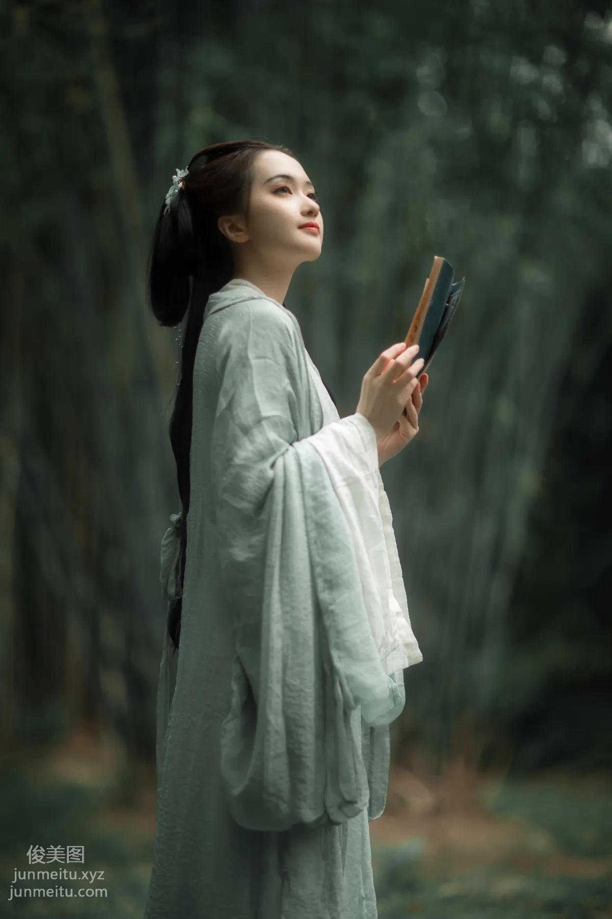 Angel Lee: YiTuYu photo 3