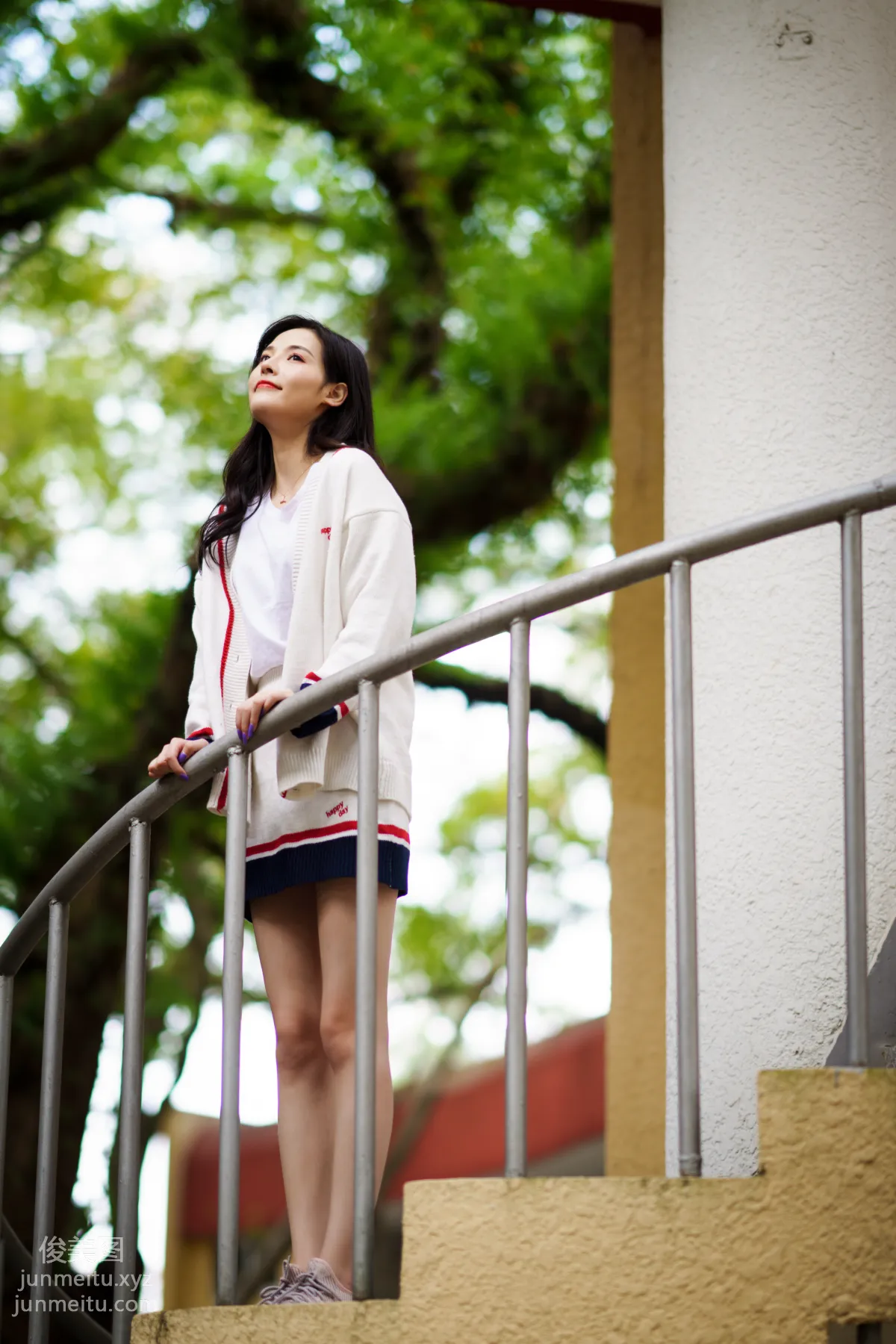 [YiTuYu] 2022.02.12 Dappled Light and Shadow at the Music Academy Xiao Rong photo 3