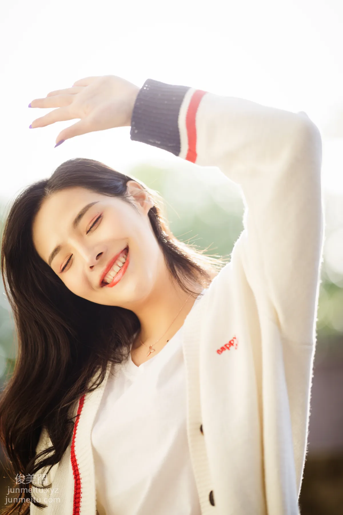 [YiTuYu] 2022.02.12 Dappled Light and Shadow at the Music Academy Xiao Rong photo 29