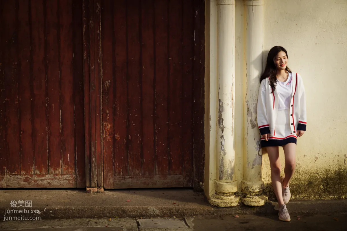[YiTuYu] 2022.02.12 Dappled Light and Shadow at the Music Academy Xiao Rong photo 30