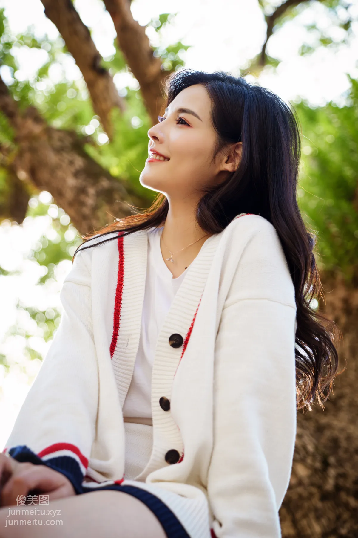 [YiTuYu] 2022.02.12 Dappled Light and Shadow at the Music Academy Xiao Rong photo 38